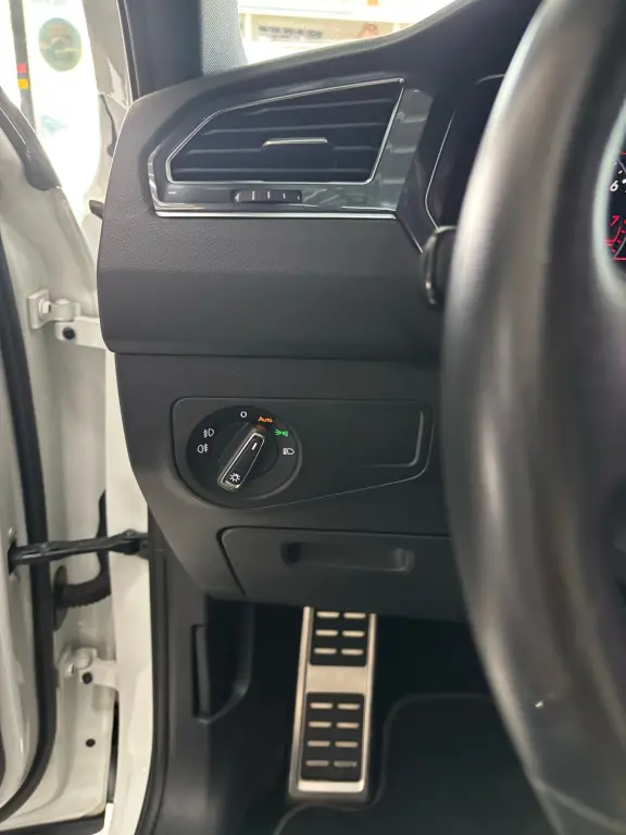 VOLKSWAGEN Tiguan - Foto