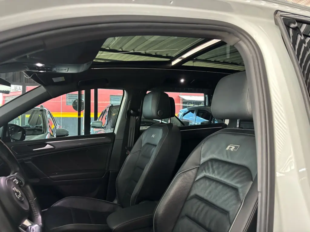 VOLKSWAGEN Tiguan - Foto