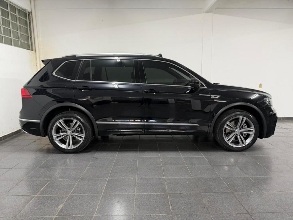 VOLKSWAGEN Tiguan - Foto