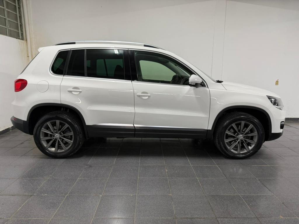 VOLKSWAGEN Tiguan - Foto