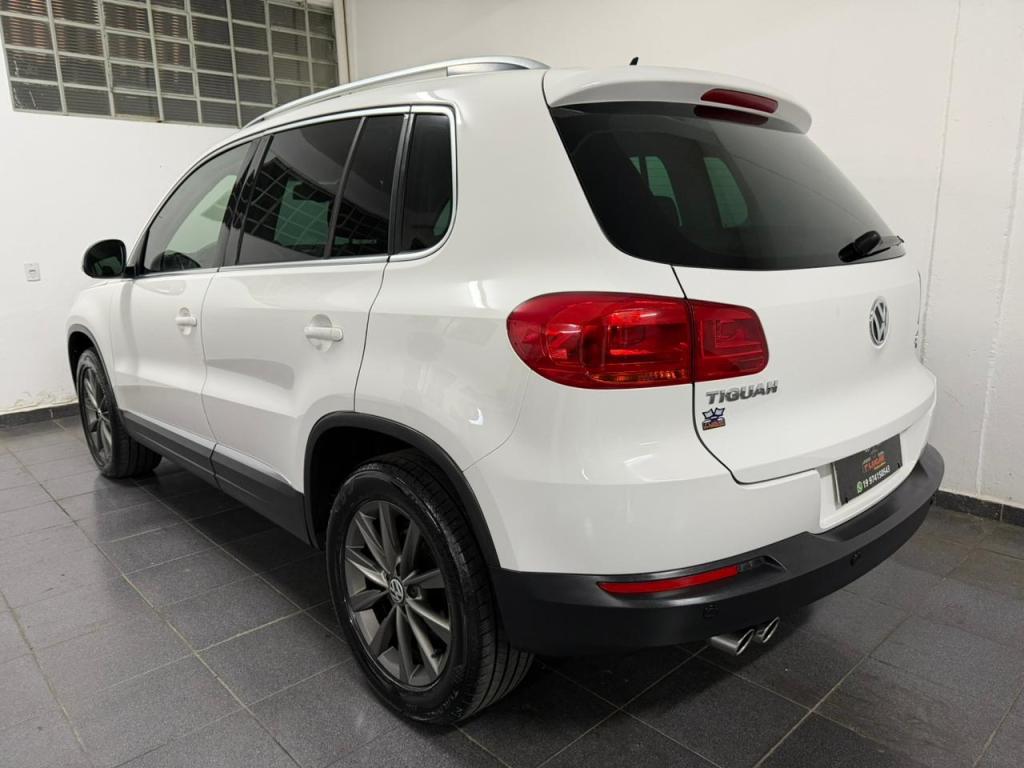VOLKSWAGEN Tiguan - Foto
