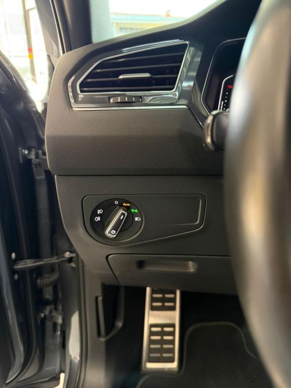 VOLKSWAGEN Tiguan - Foto
