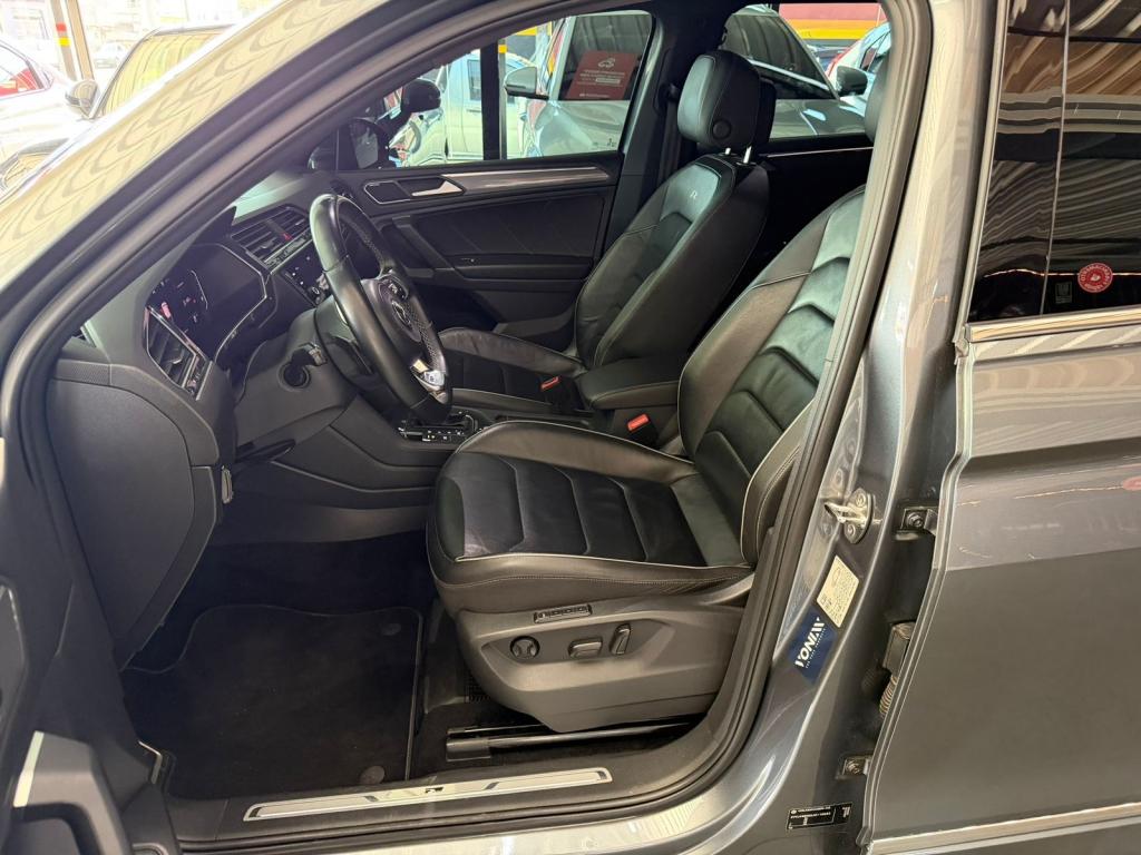VOLKSWAGEN Tiguan - Foto