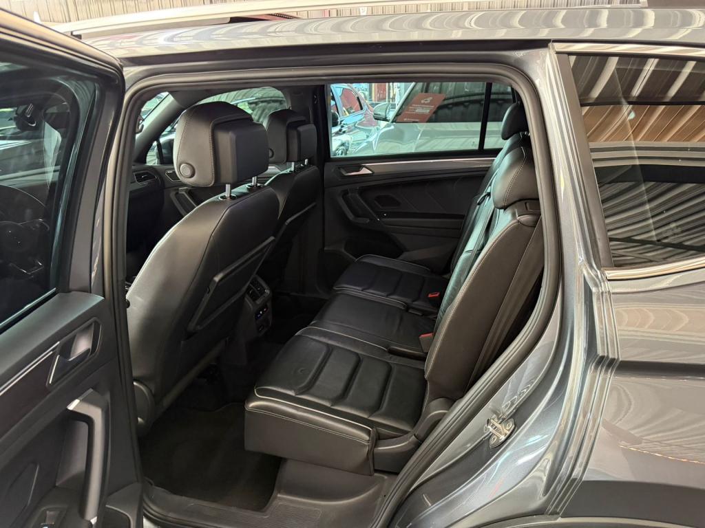 VOLKSWAGEN Tiguan - Foto