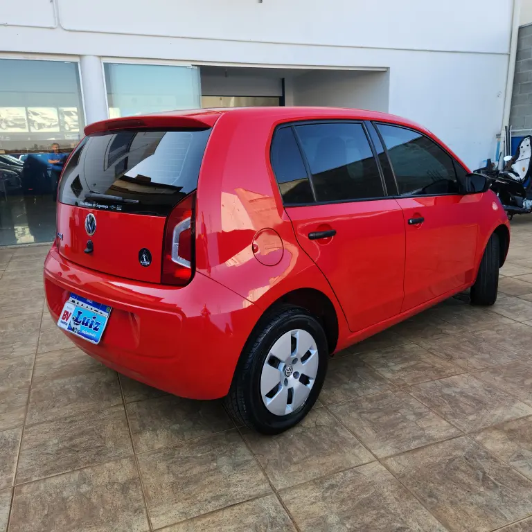 VOLKSWAGEN UP - Foto