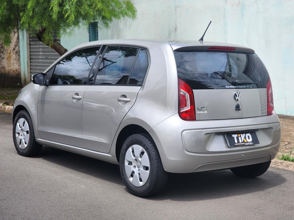 VOLKSWAGEN UP - Foto