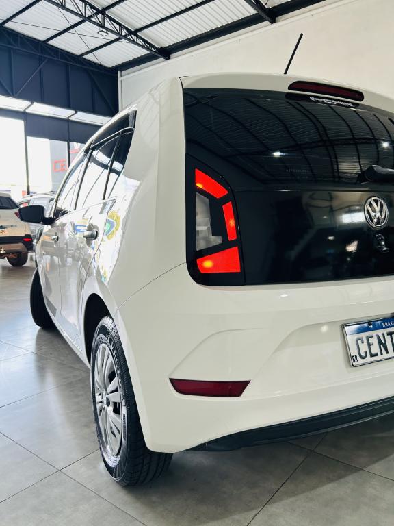 VOLKSWAGEN UP - Foto