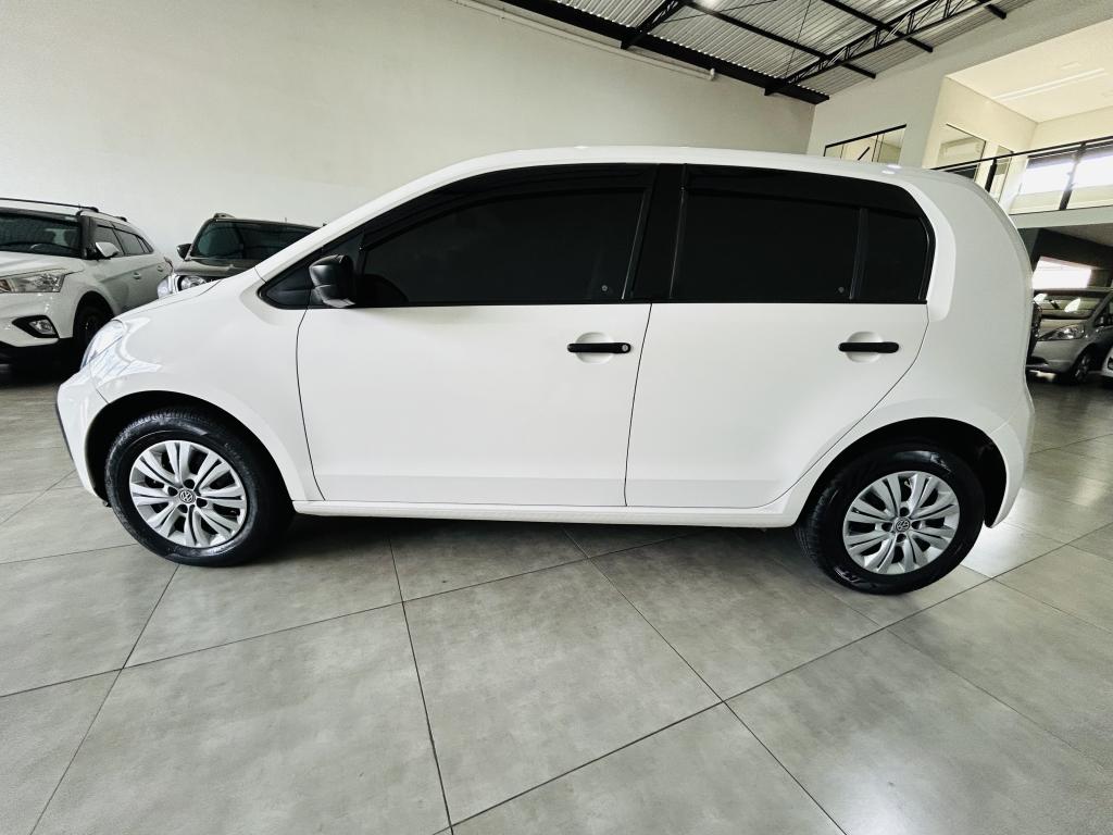 VOLKSWAGEN UP - Foto