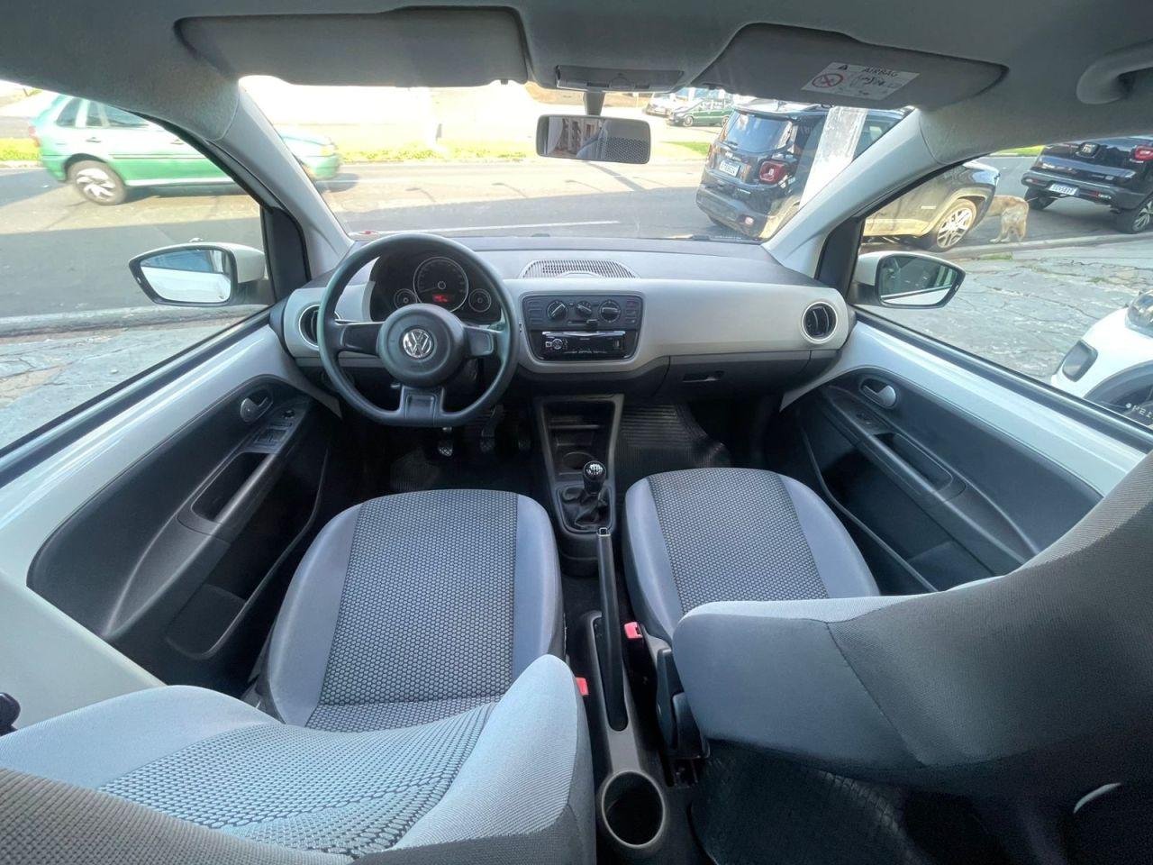 VOLKSWAGEN UP - Foto