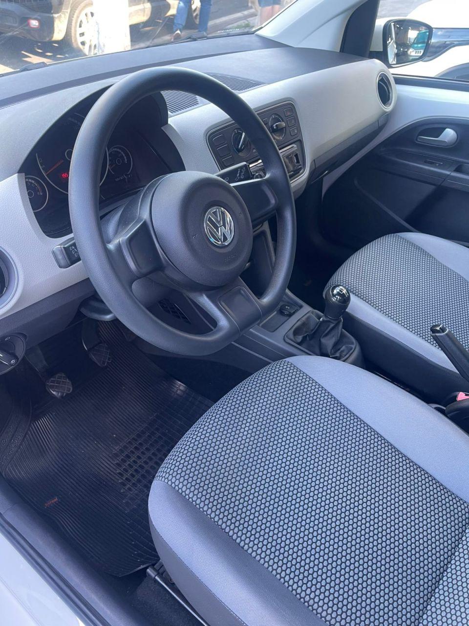 VOLKSWAGEN UP - Foto