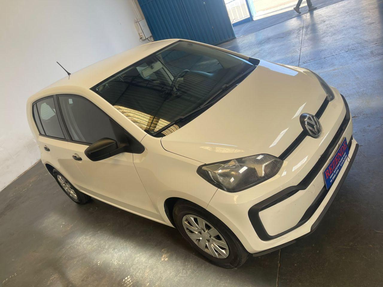 VOLKSWAGEN UP - Foto
