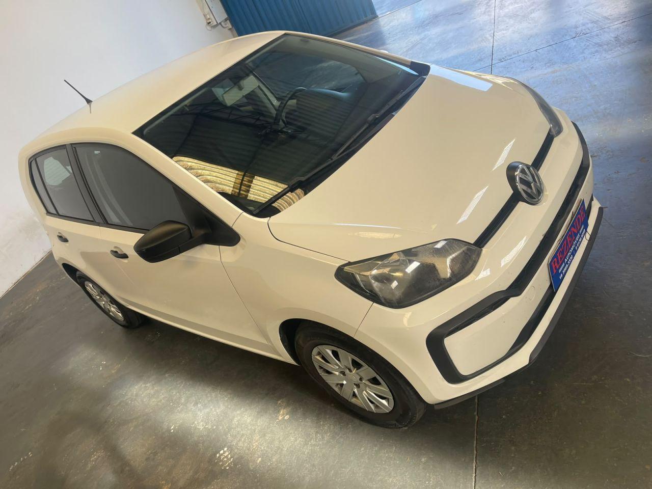VOLKSWAGEN UP - Foto