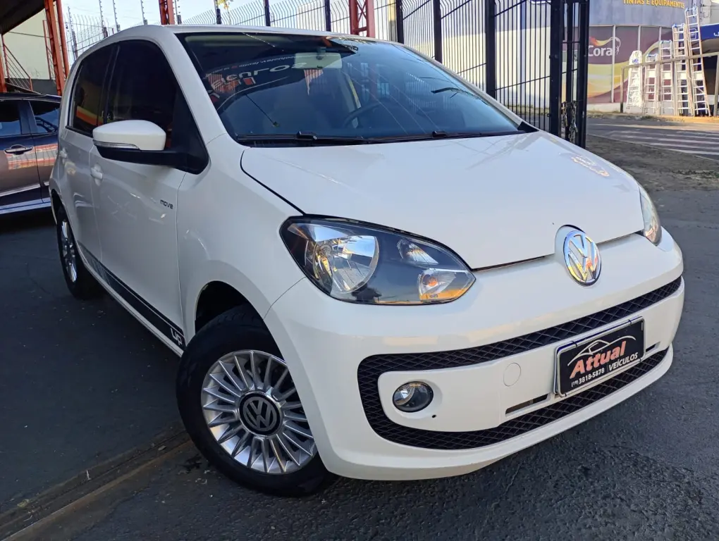 VOLKSWAGEN UP - Foto