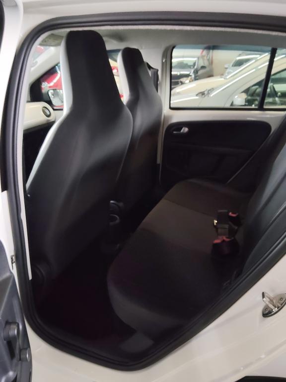 VOLKSWAGEN UP - Foto