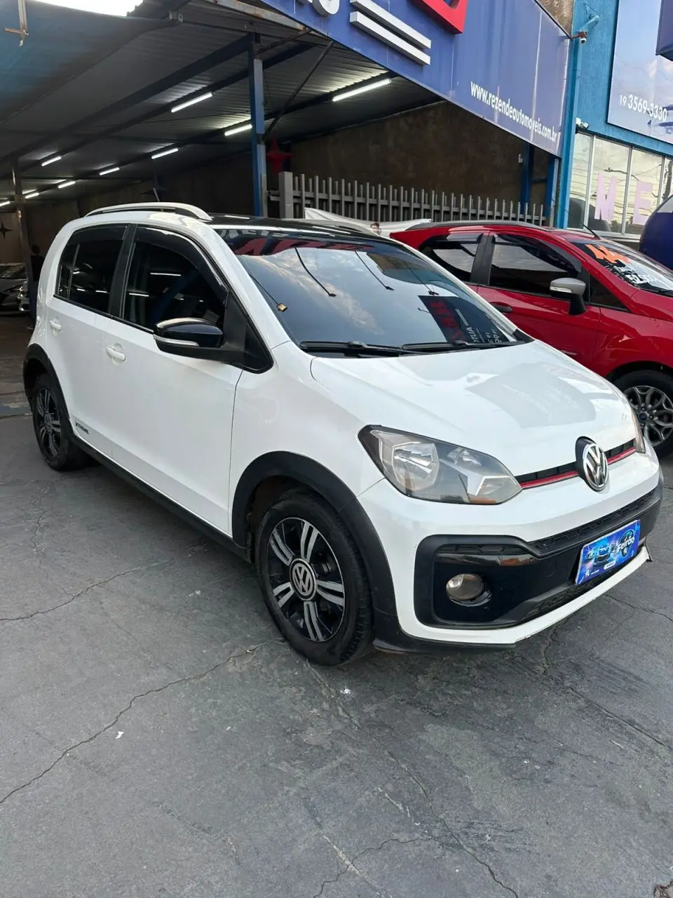 VOLKSWAGEN UP - Foto