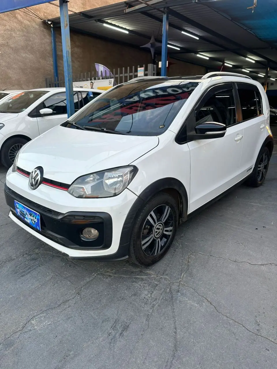 VOLKSWAGEN UP - Foto