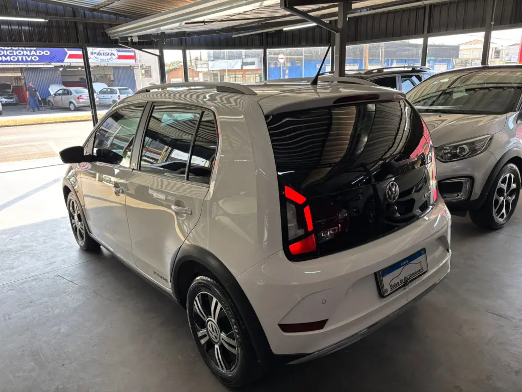 VOLKSWAGEN UP - Foto