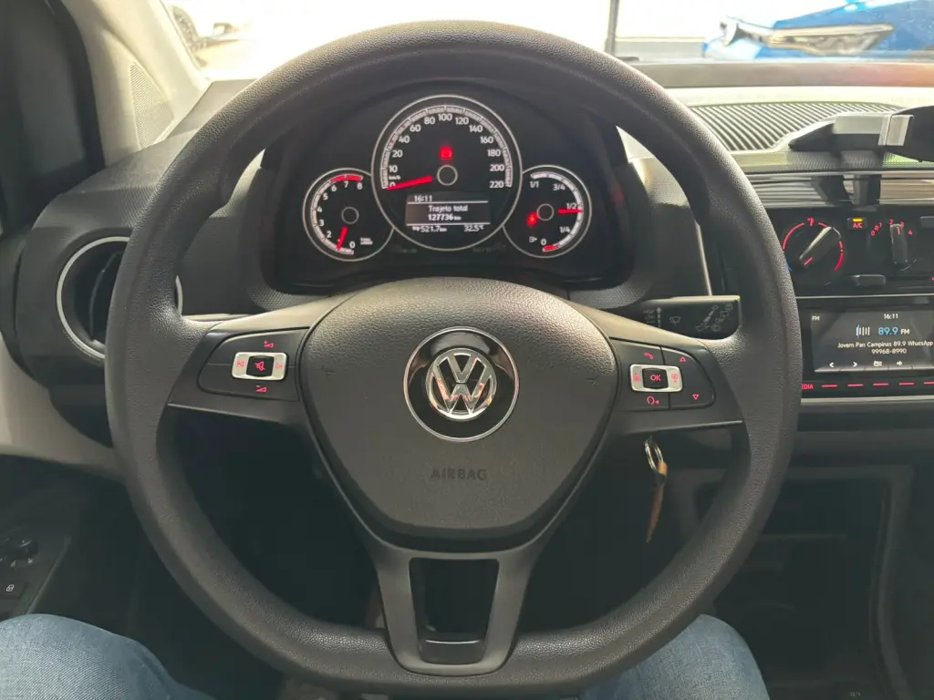 VOLKSWAGEN UP - Foto