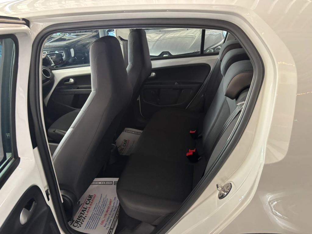 VOLKSWAGEN UP - Foto
