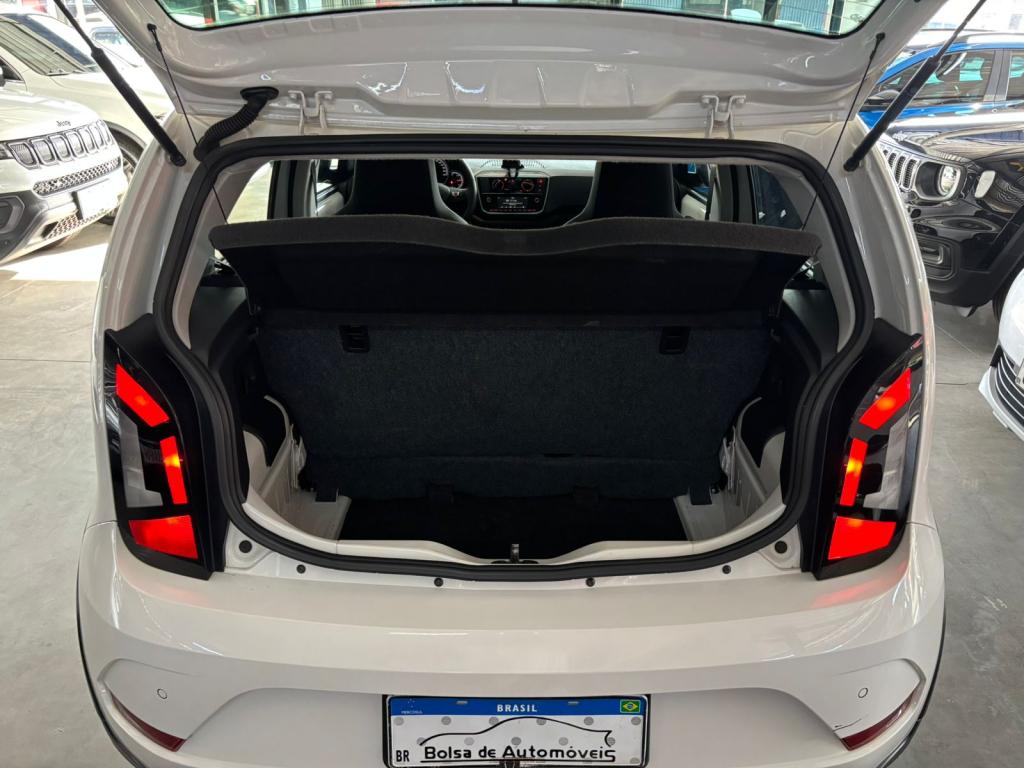 VOLKSWAGEN UP - Foto