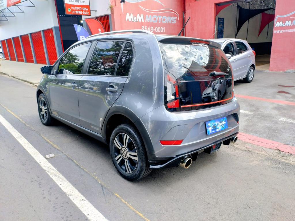 VOLKSWAGEN UP - Foto