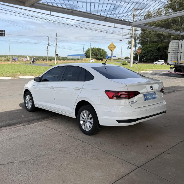 VOLKSWAGEN Virtus - Foto
