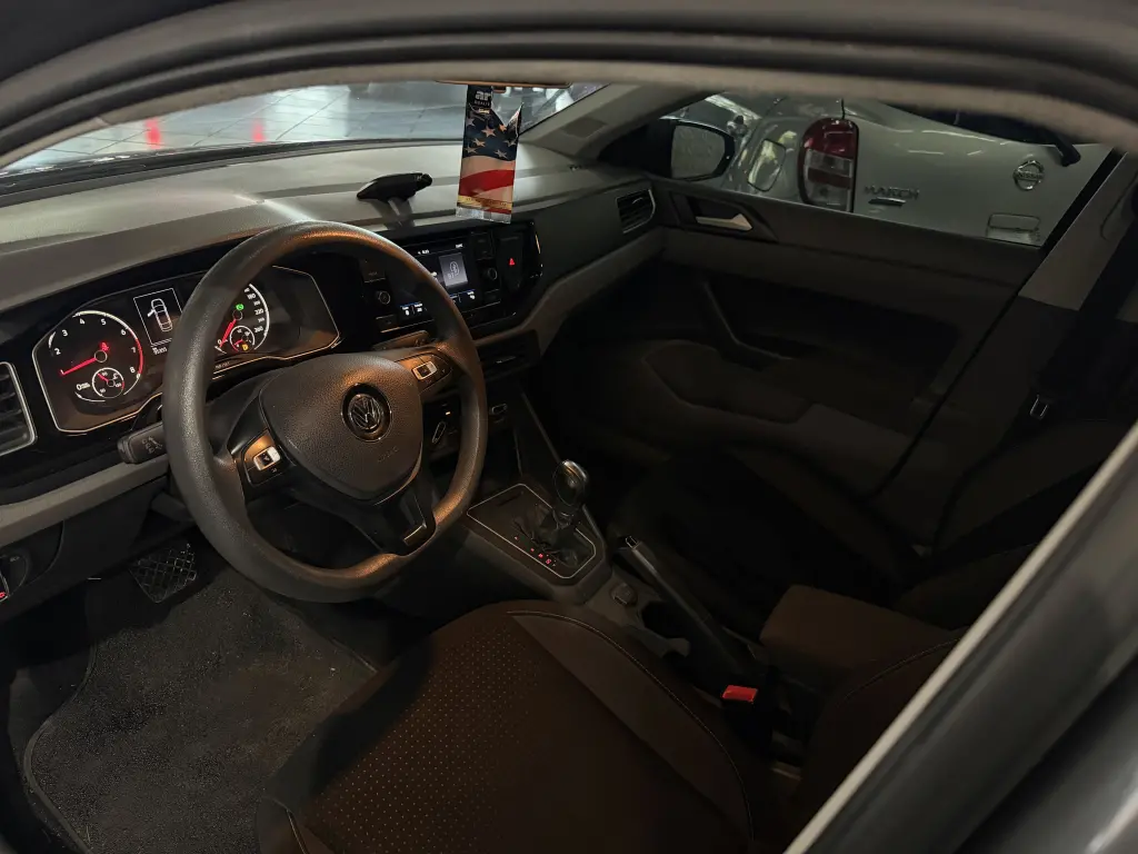 VOLKSWAGEN Virtus - Foto