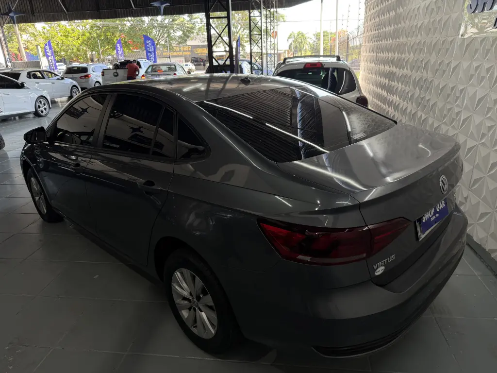 VOLKSWAGEN Virtus - Foto