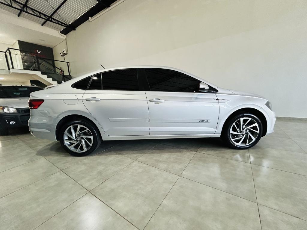 VOLKSWAGEN Virtus - Foto