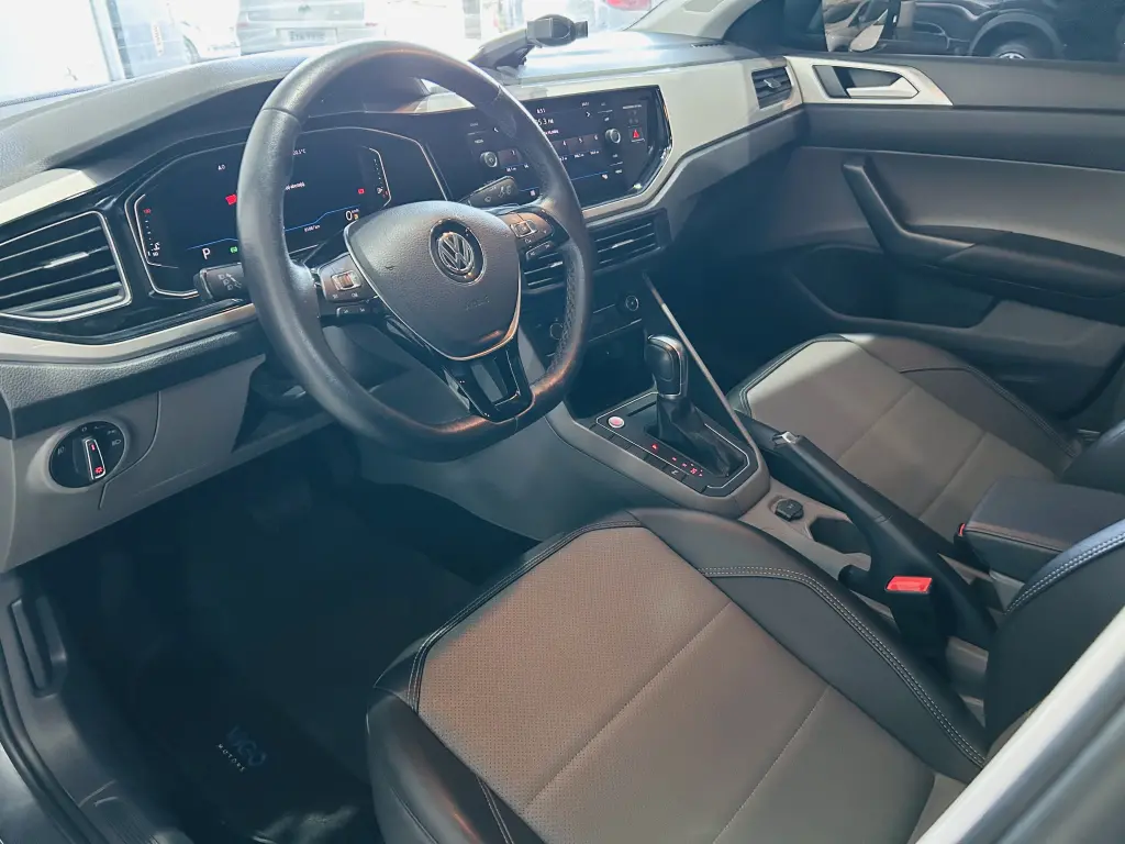 VOLKSWAGEN Virtus - Foto