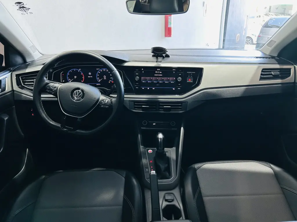 VOLKSWAGEN Virtus - Foto
