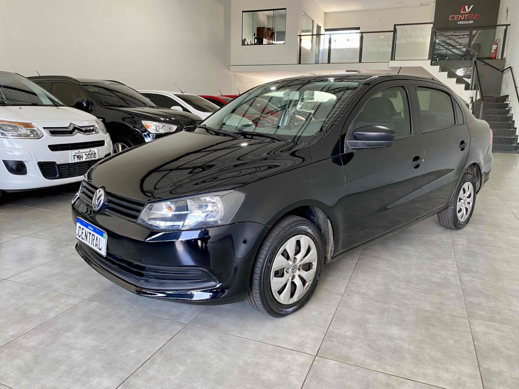 VOLKSWAGEN Voyage - Foto