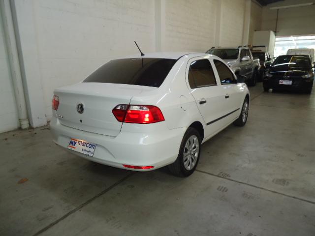 VOLKSWAGEN Voyage - Foto