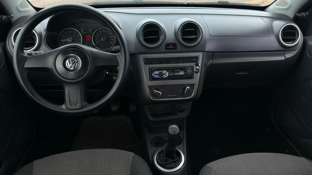 VOLKSWAGEN Voyage - Foto