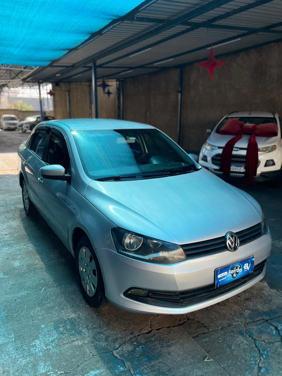 VOLKSWAGEN Voyage - Foto