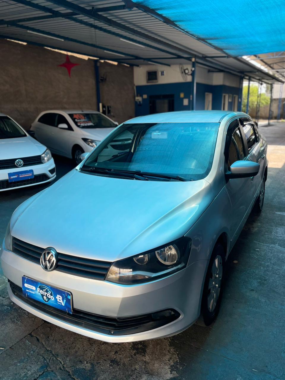 VOLKSWAGEN Voyage - Foto