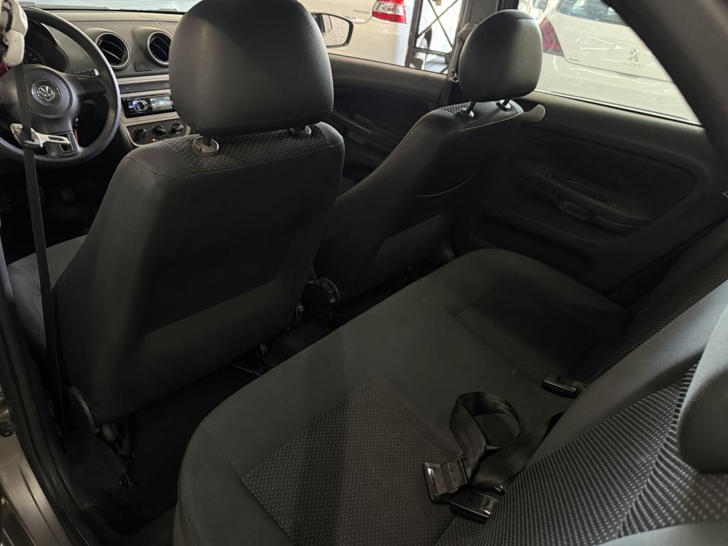 VOLKSWAGEN Voyage - Foto