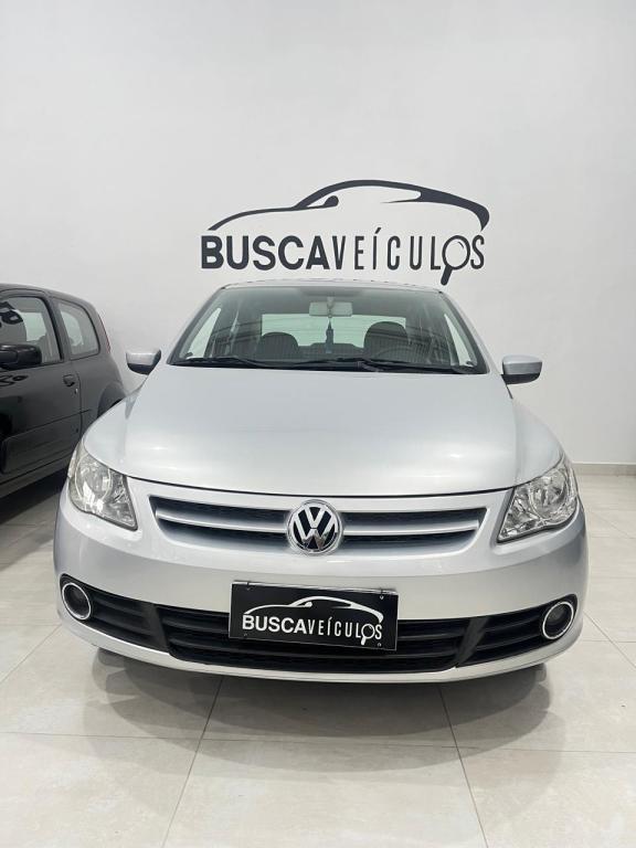 VOLKSWAGEN Voyage - Foto