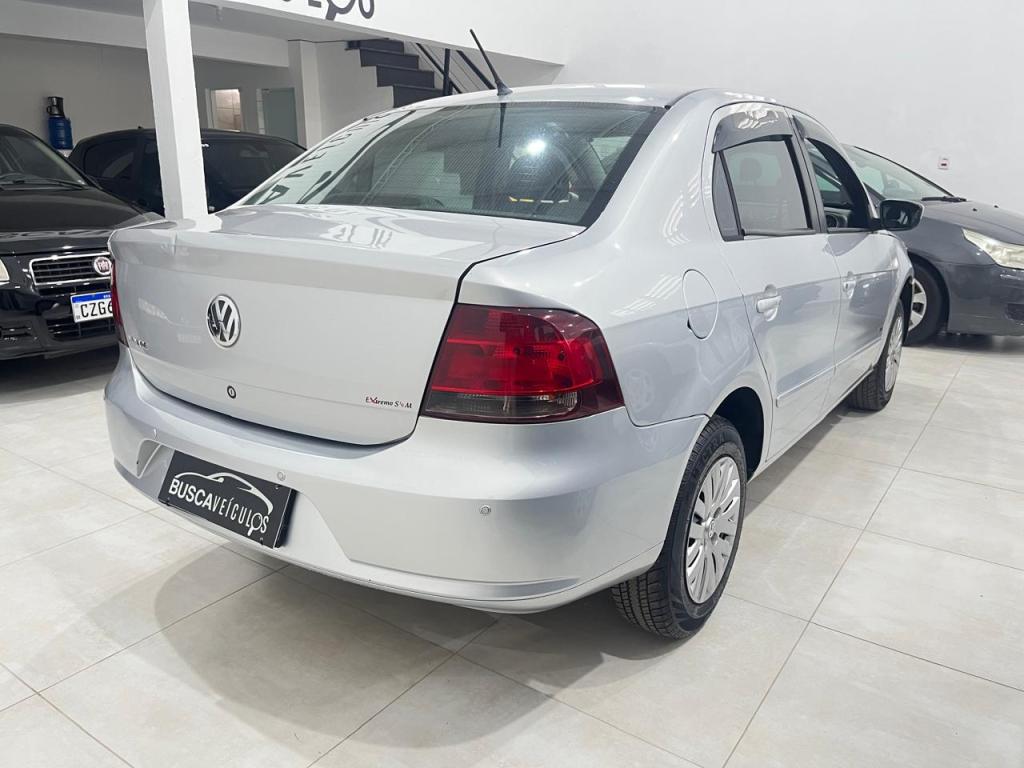 VOLKSWAGEN Voyage - Foto