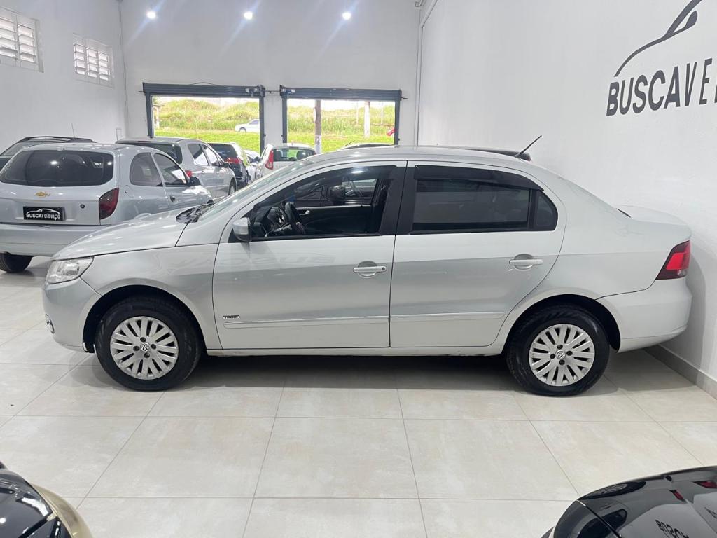 VOLKSWAGEN Voyage - Foto