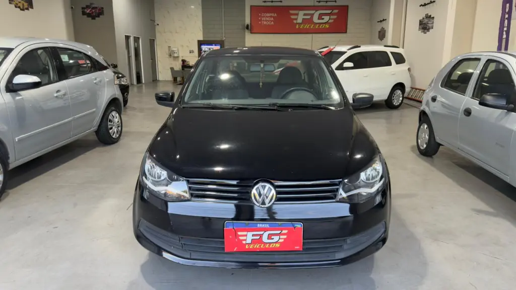 VOLKSWAGEN Voyage - Foto