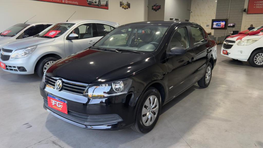 VOLKSWAGEN Voyage - Foto