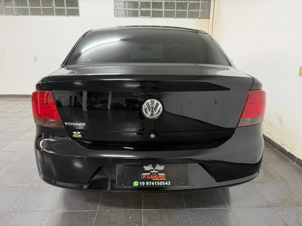 VOLKSWAGEN Voyage - Foto