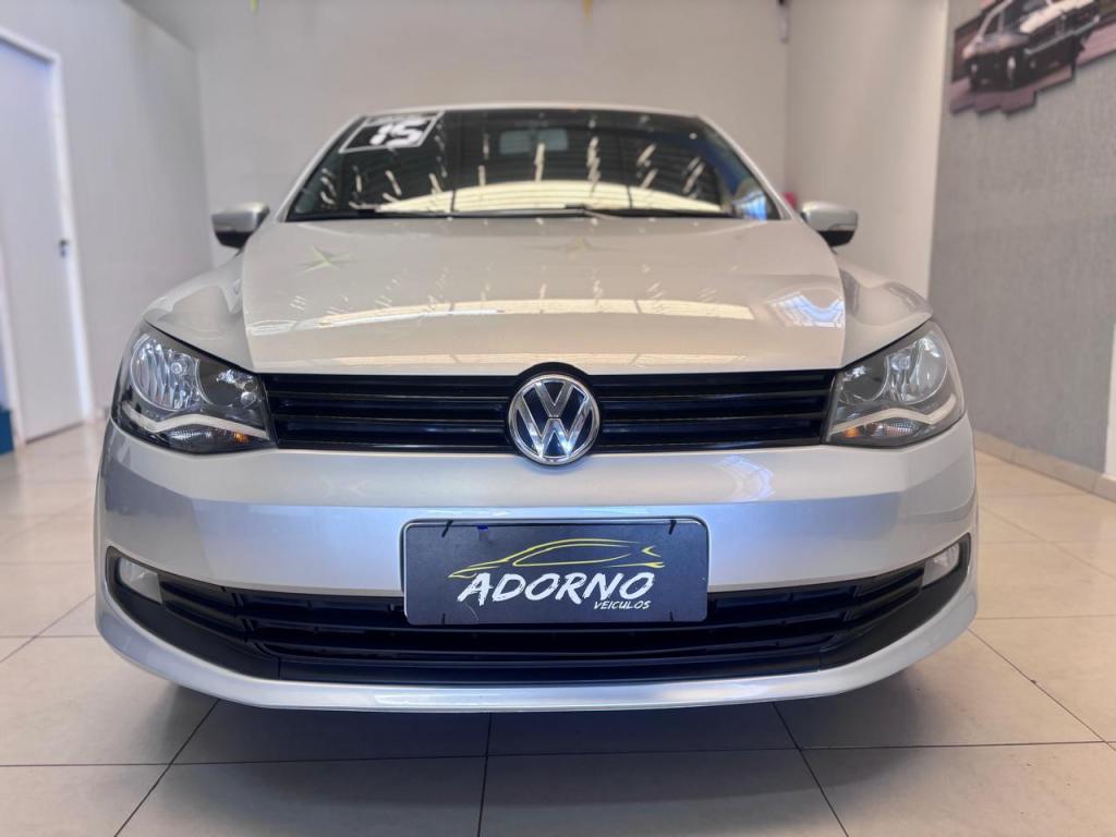 VOLKSWAGEN Voyage - Foto