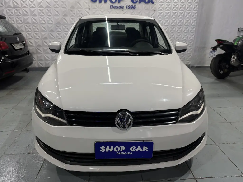VOLKSWAGEN Voyage - Foto