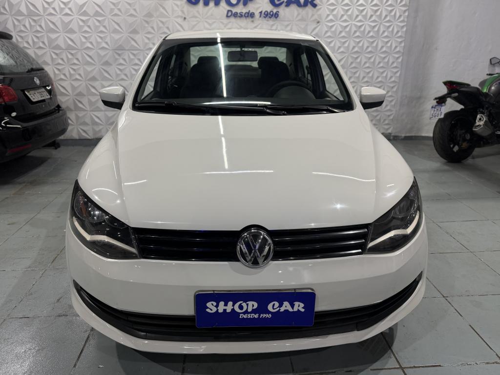 VOLKSWAGEN Voyage - Foto