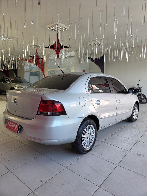 VOLKSWAGEN Voyage - Foto