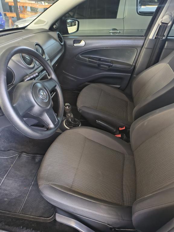 VOLKSWAGEN Voyage - Foto