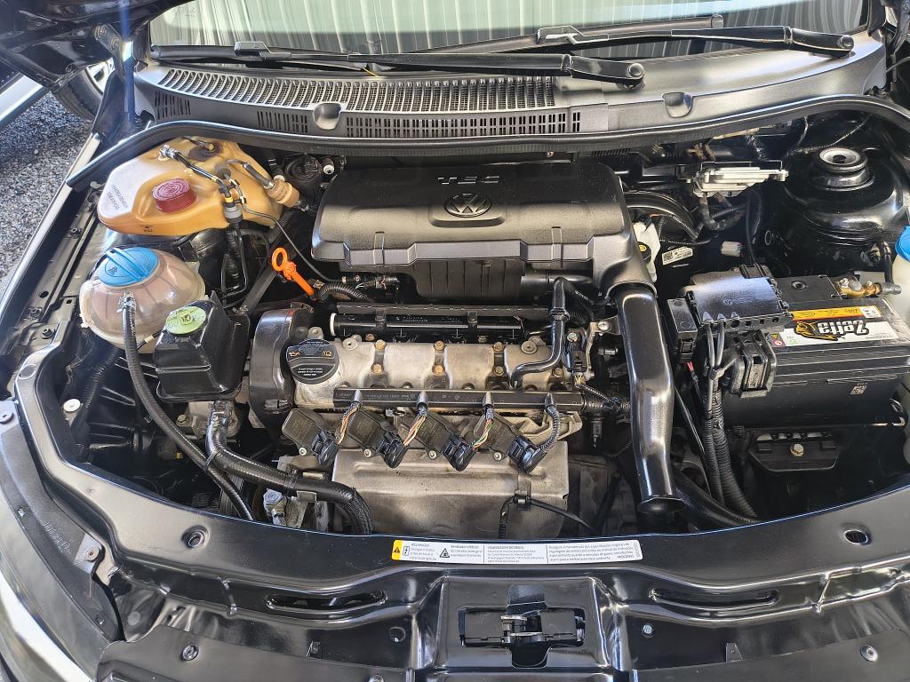 VOLKSWAGEN Voyage - Foto