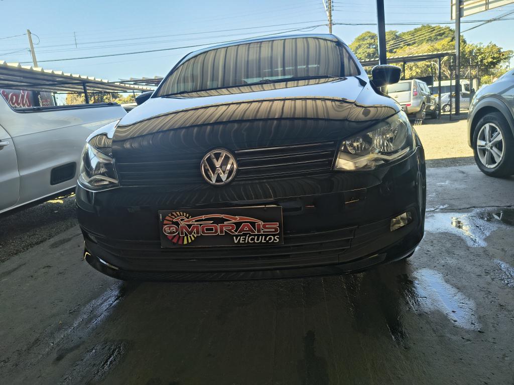 VOLKSWAGEN Voyage - Foto
